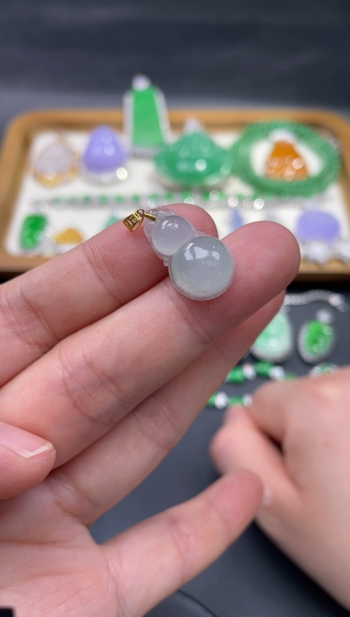 【闪购商品】翡翠颈饰18K金镶嵌43..........