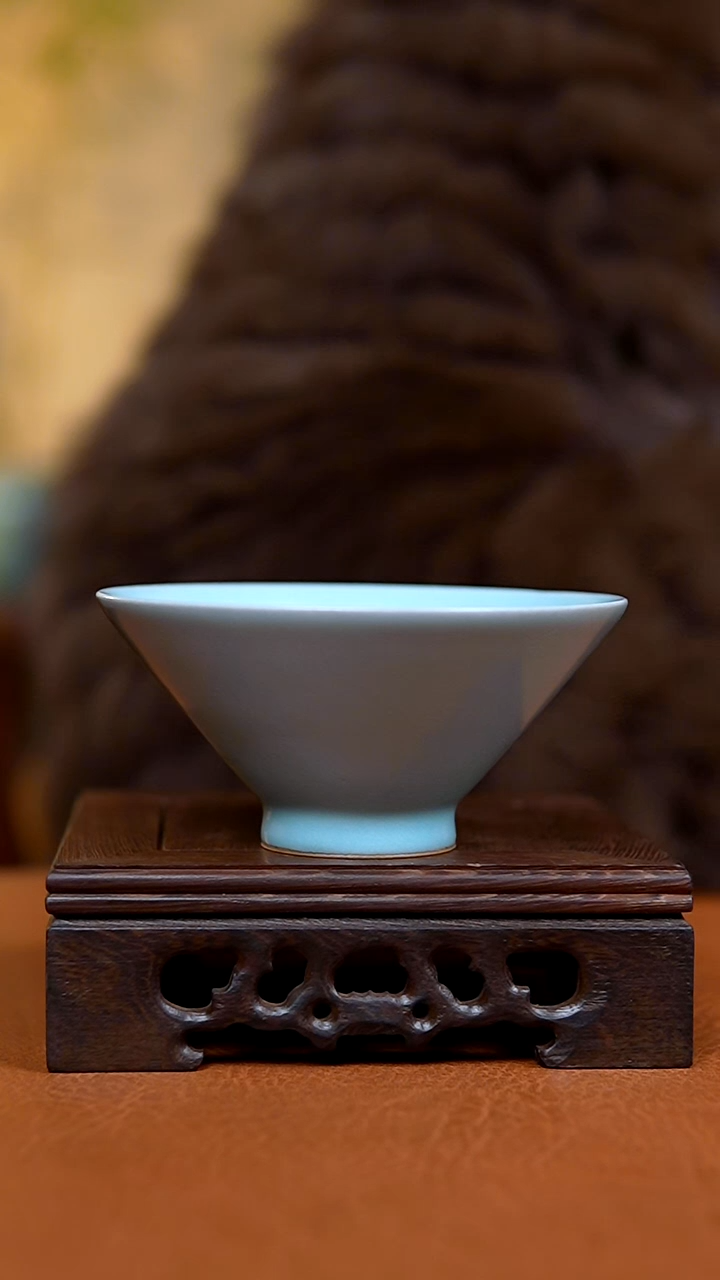 杯仿古天青斗笠杯瑕