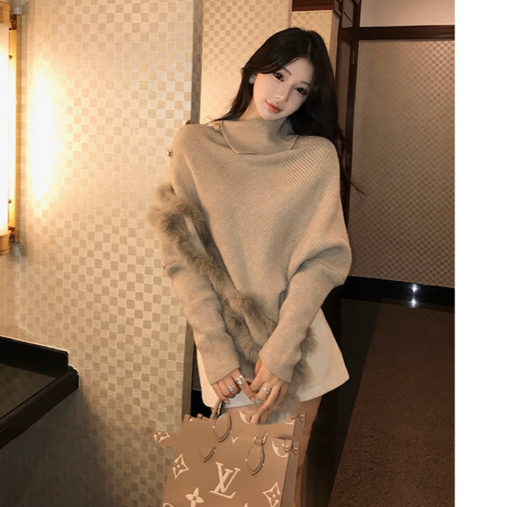 斗篷款宽松型韩版孕妇装纯色毛毛针织衫保暖立领秋冬设计感毛衣女