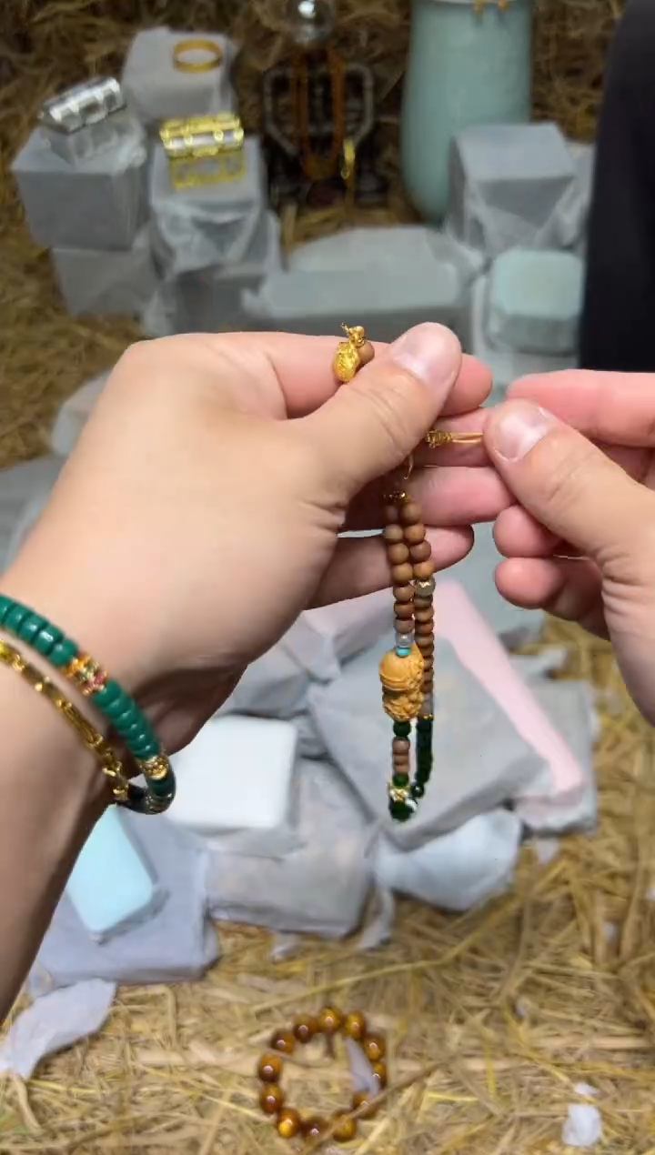 手串S级精选手串010（无礼盒发货）