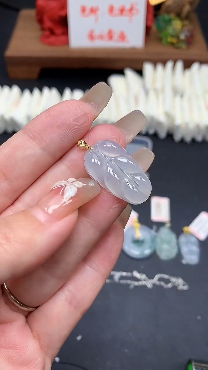 【闪购商品】翡翠吊坠(不含链)18K金镶嵌MS155004