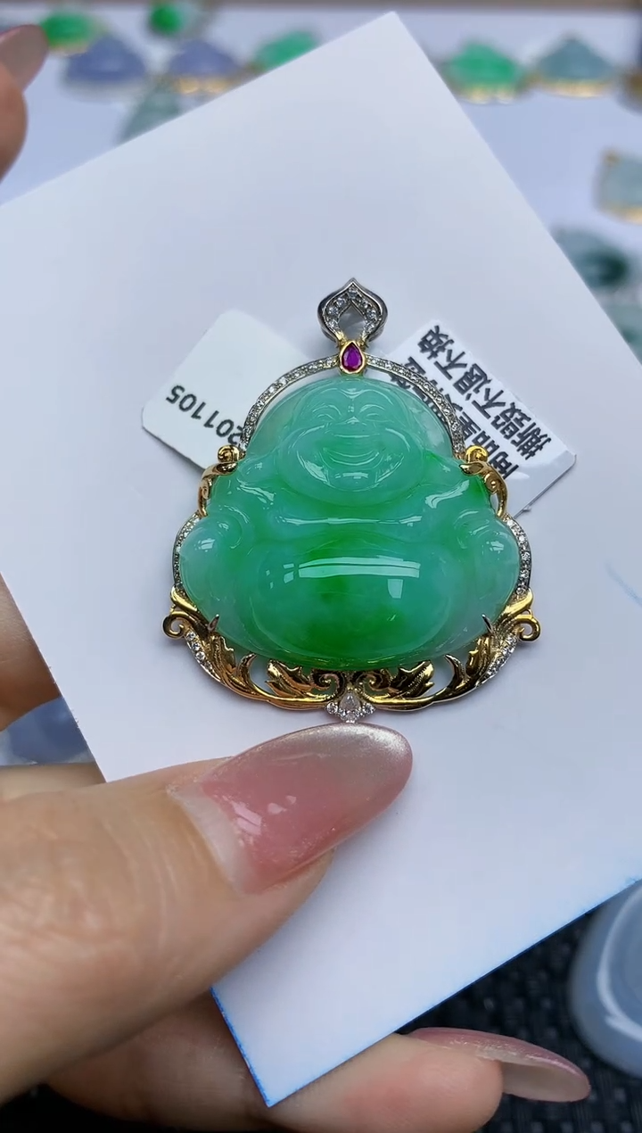【闪购商品】翡翠挂件18K金镶嵌天然翡翠A货