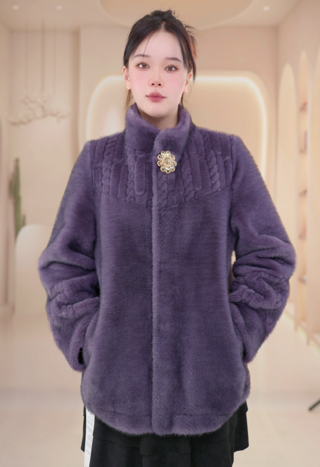 【送运费险】2025新款立领保暖高端外套