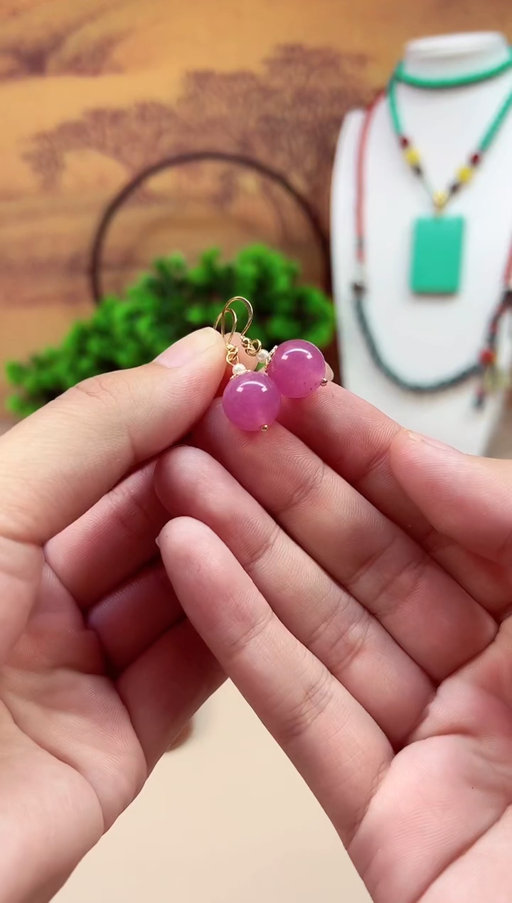 菱锰矿（红纹石）14K金镶嵌耳钉E423