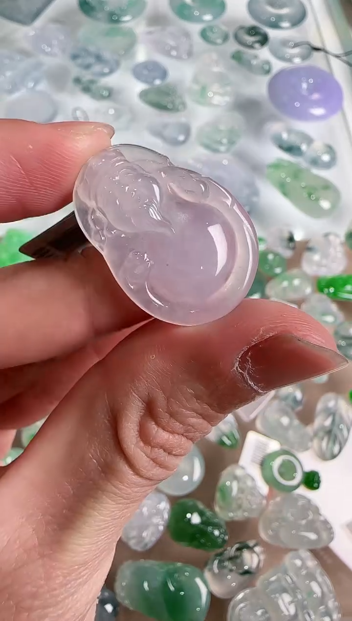 【闪购商品】翡翠吊坠(不含链)未镶嵌··
