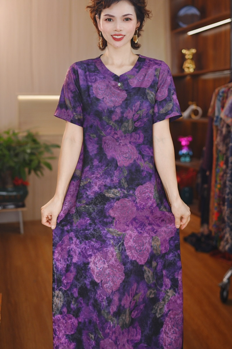 A-25563时尚宽松显瘦连衣裙立领大朵紫玫瑰