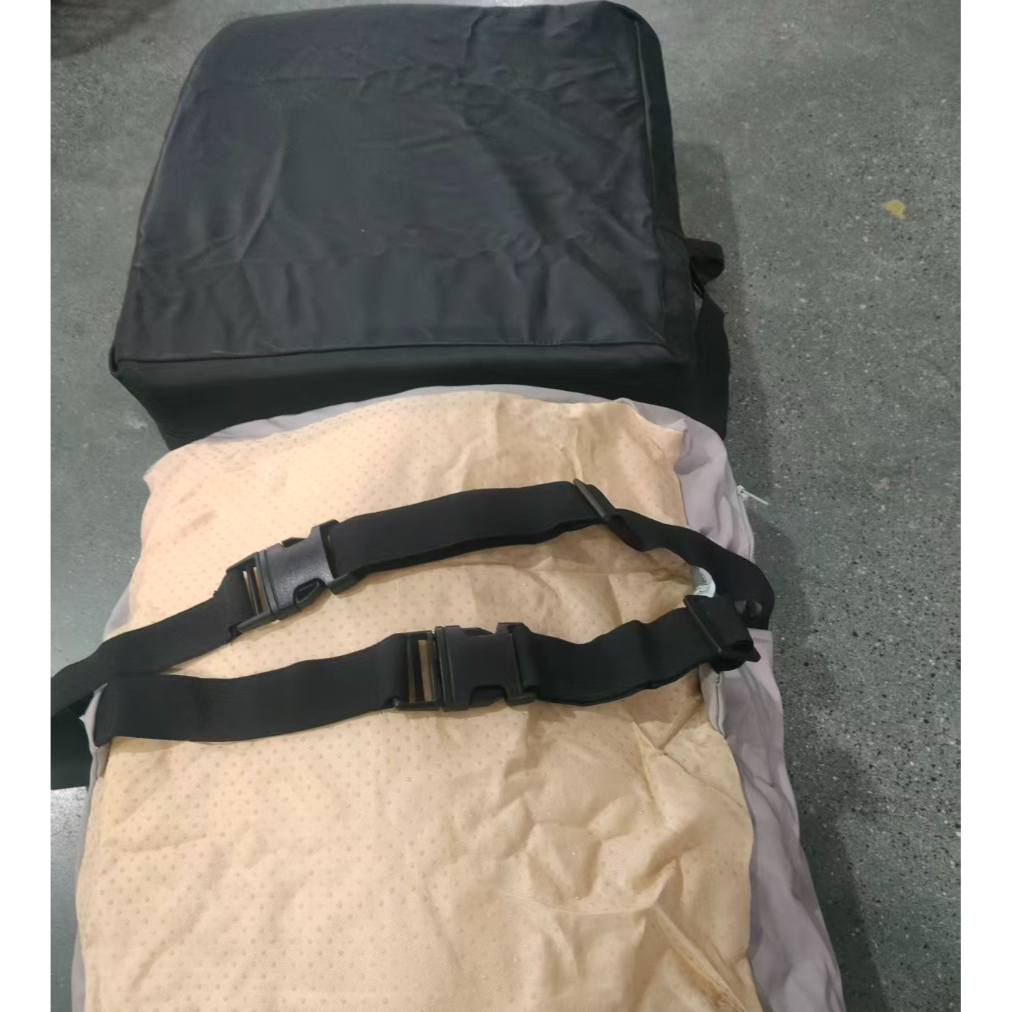 多色正方形坐垫约40*40可拆卸