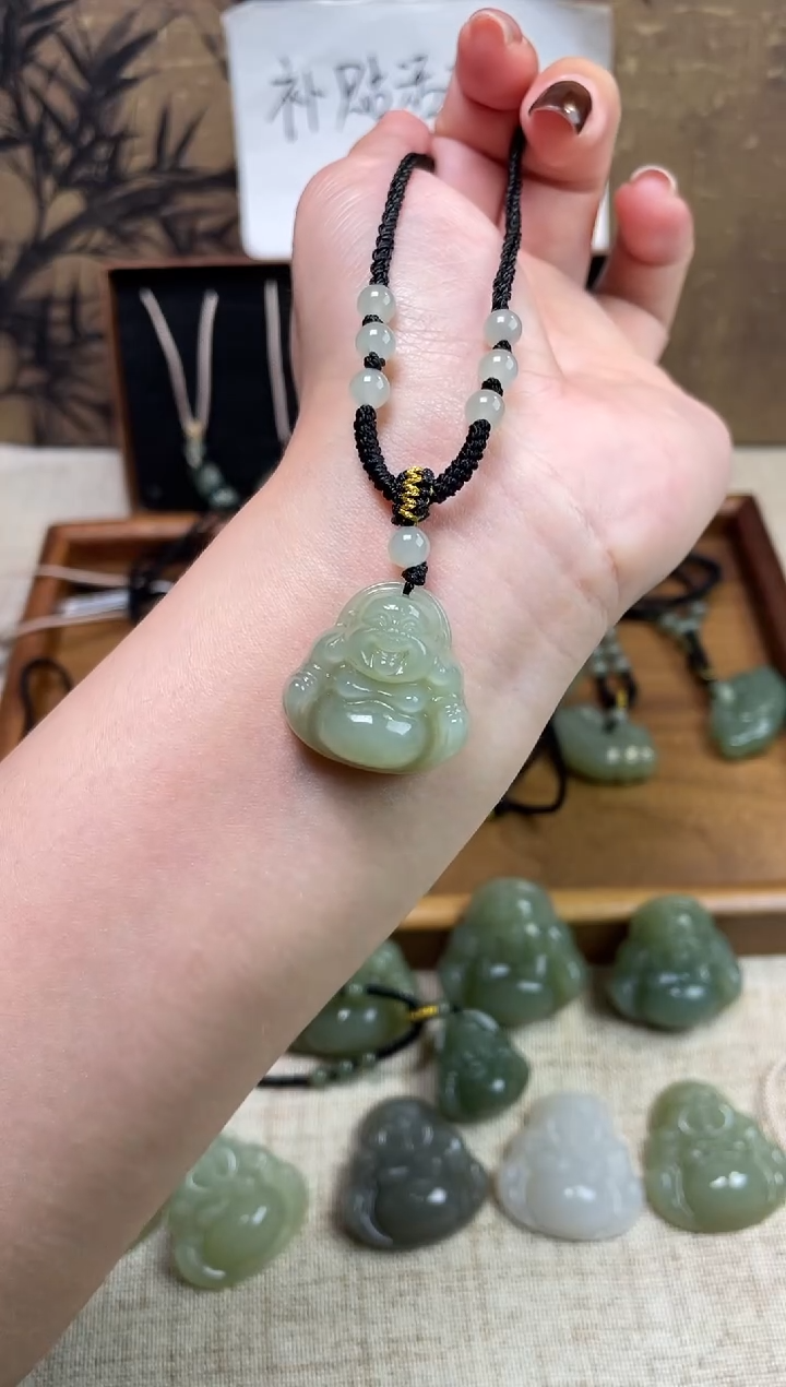 【闪购商品】和田玉颈饰未镶嵌25佛