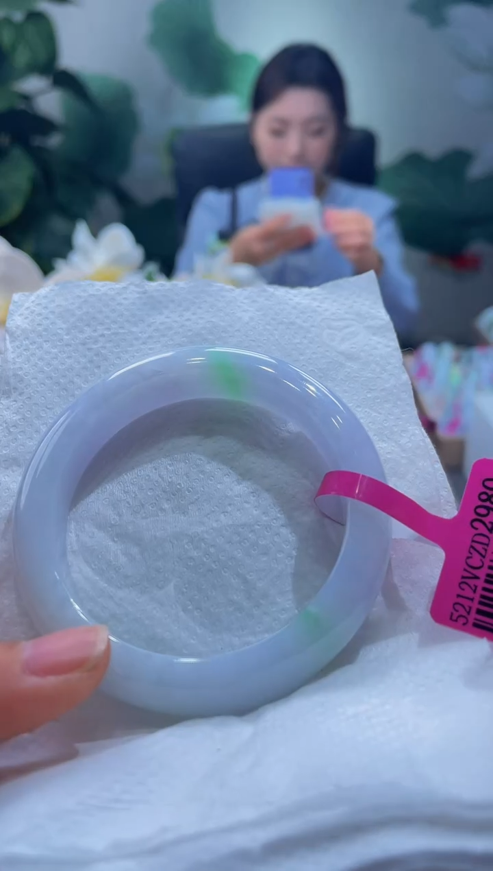 【闪购商品】翡翠未镶嵌手镯239手镯52.5