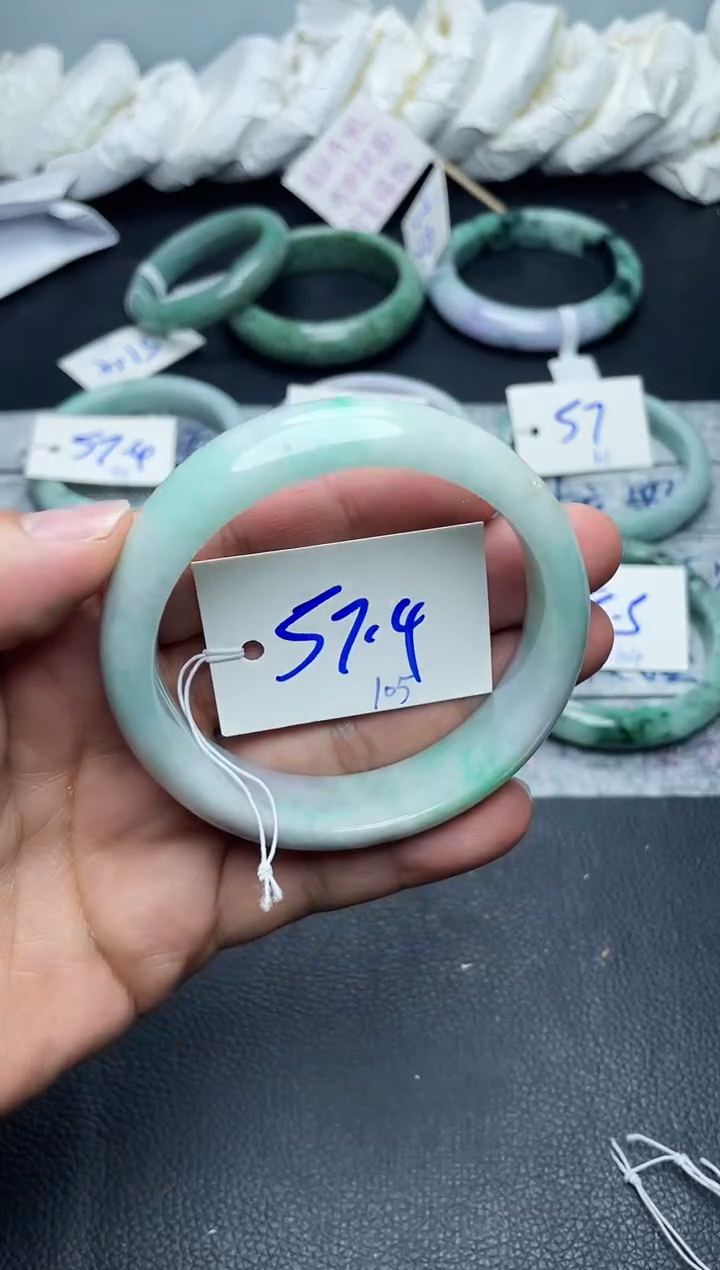 未镶嵌手镯翡翠105