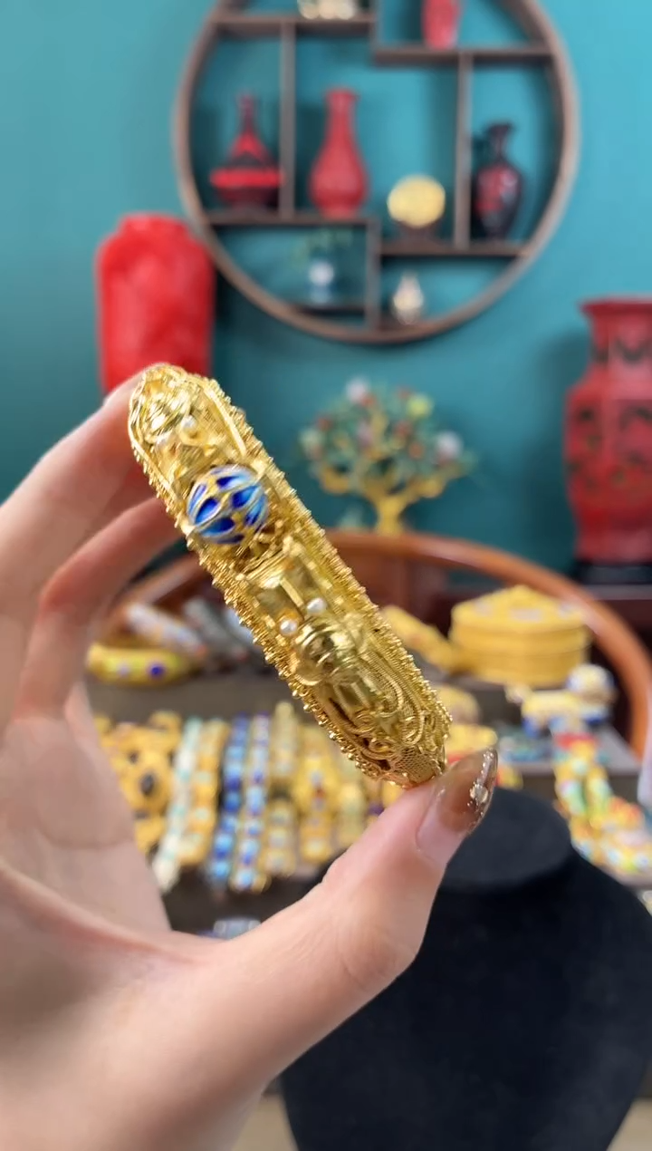 梅*非遗手工花丝镶嵌镯子