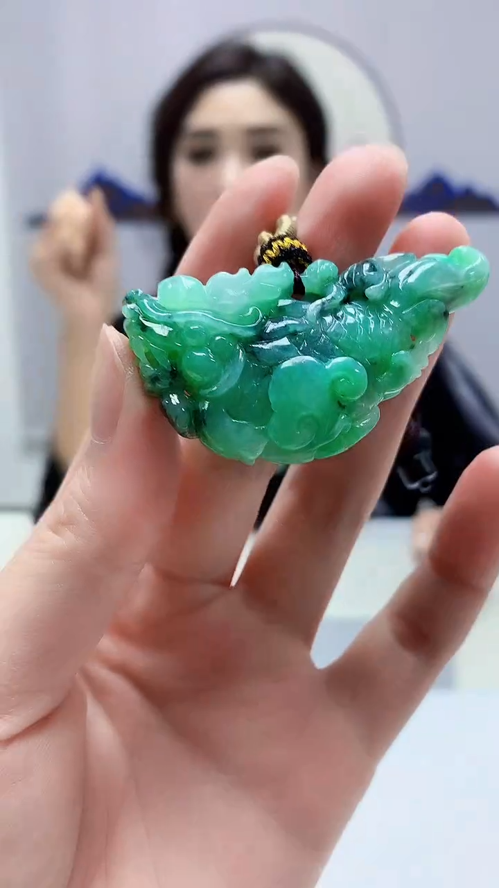 【闪购商品】定制翡翠未镶嵌4829zm-毛货挂件56