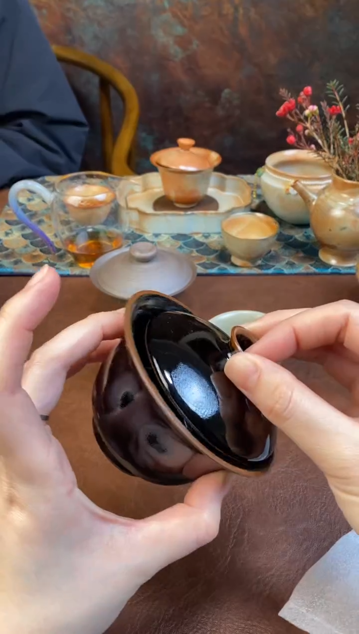 【闪购商品】乌金釉柴窑烧盖碗··