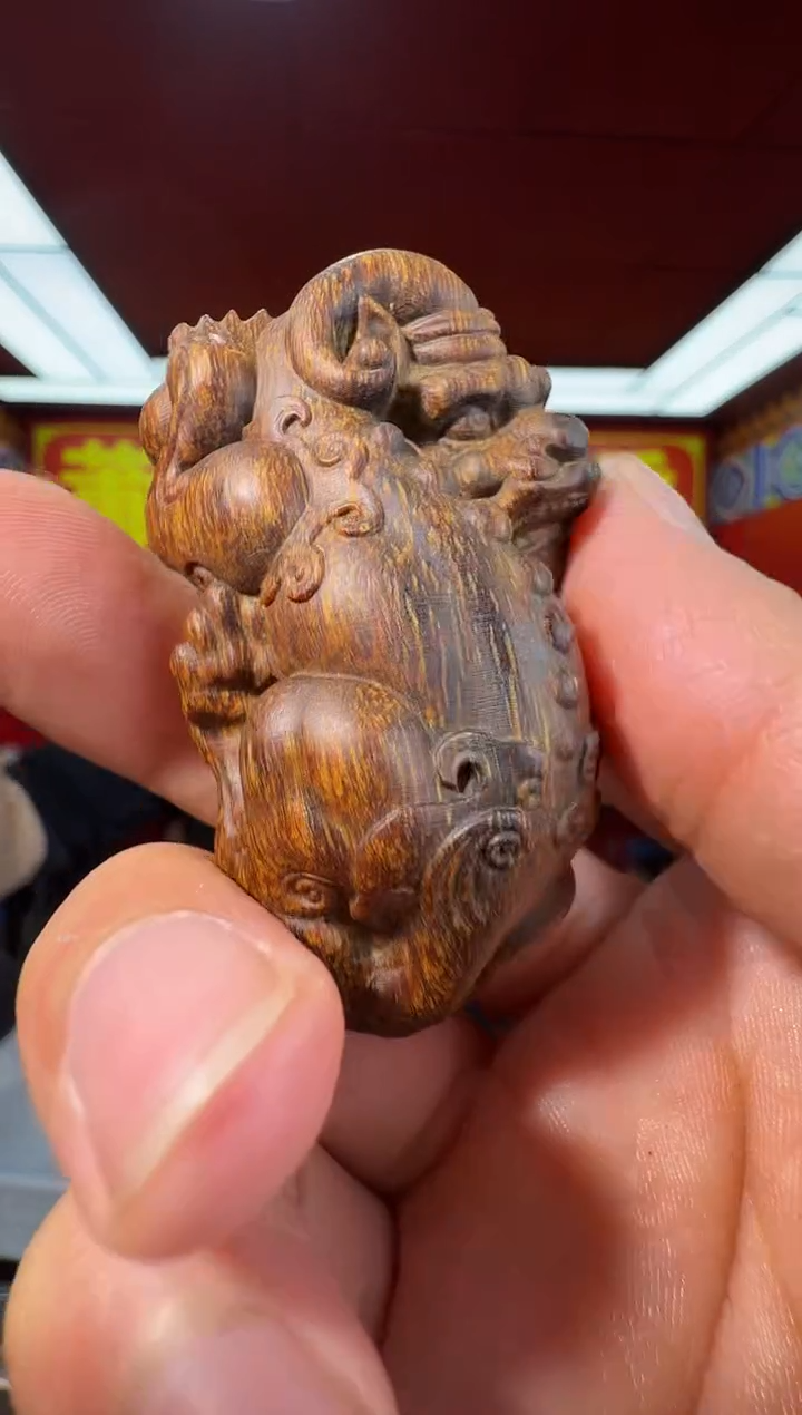 沉香吊坠s74富国岛多样性发一