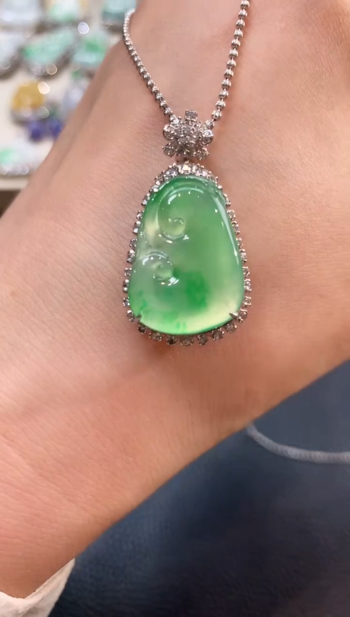 翡翠18K金镶嵌吊坠(不含链)n25春日珠宝