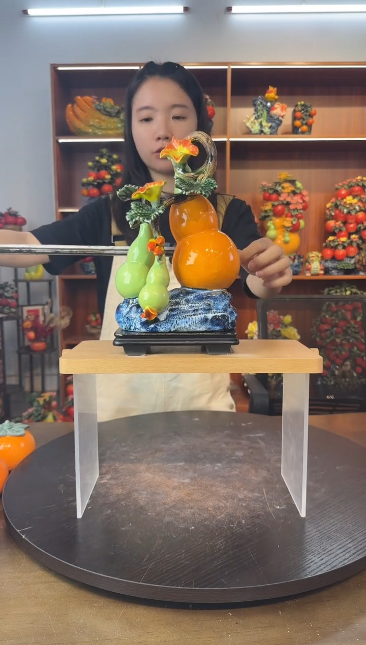陶瓷有底座小三葫芦