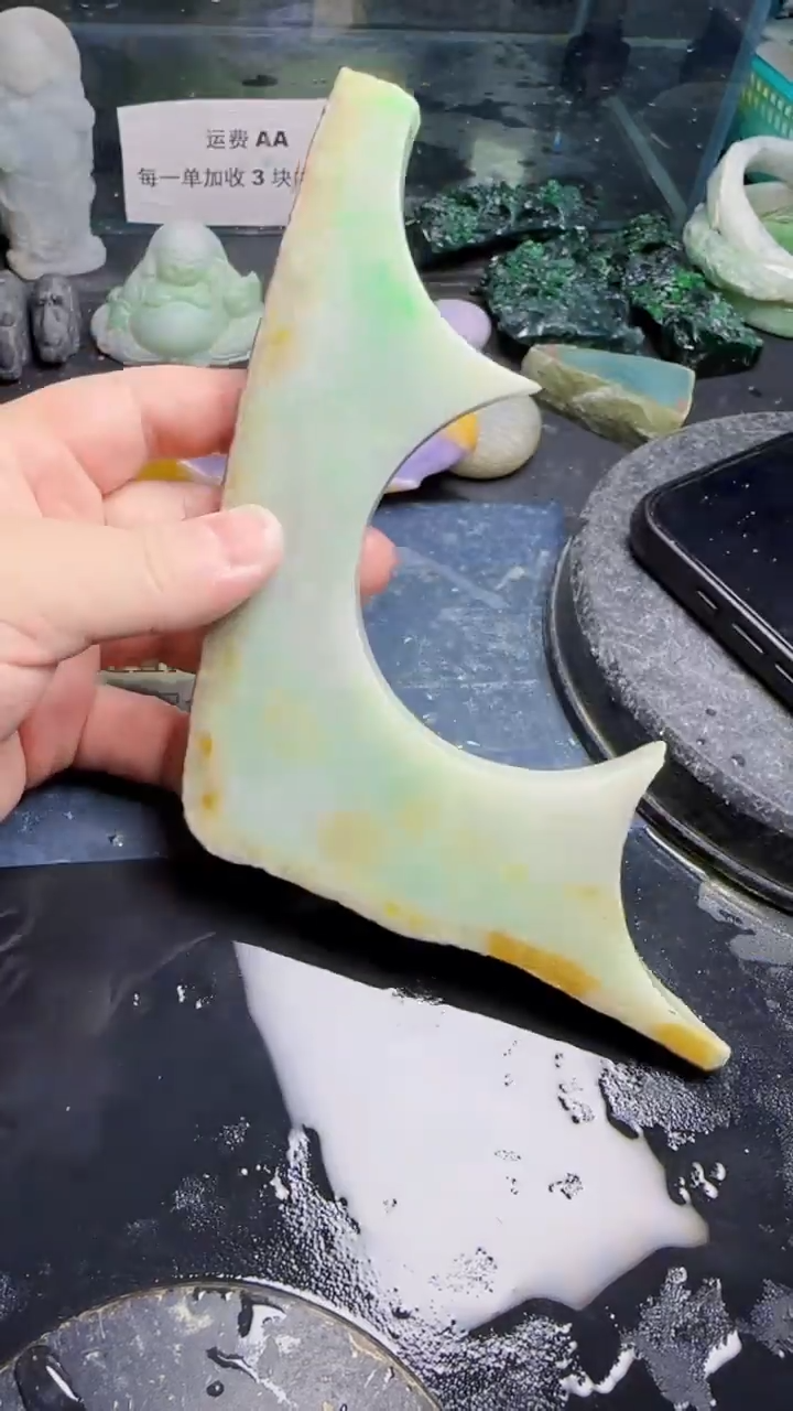 翡翠挂件未镶嵌天然翡翠074