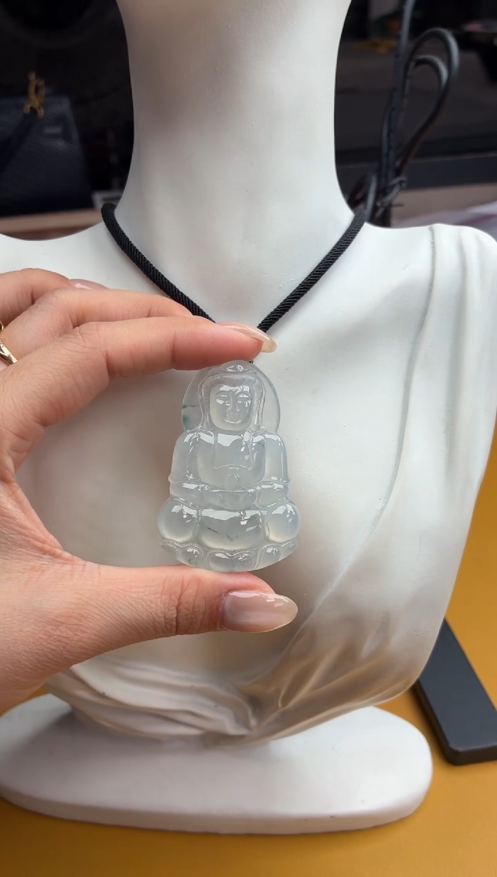 吊坠(不含链)未镶嵌翡翠21 观音 54.7 36.7 6.2