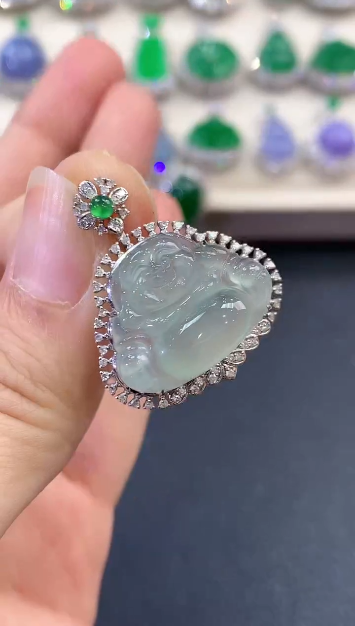 【闪购商品】翡翠吊坠(不含链)18K金镶嵌 C23