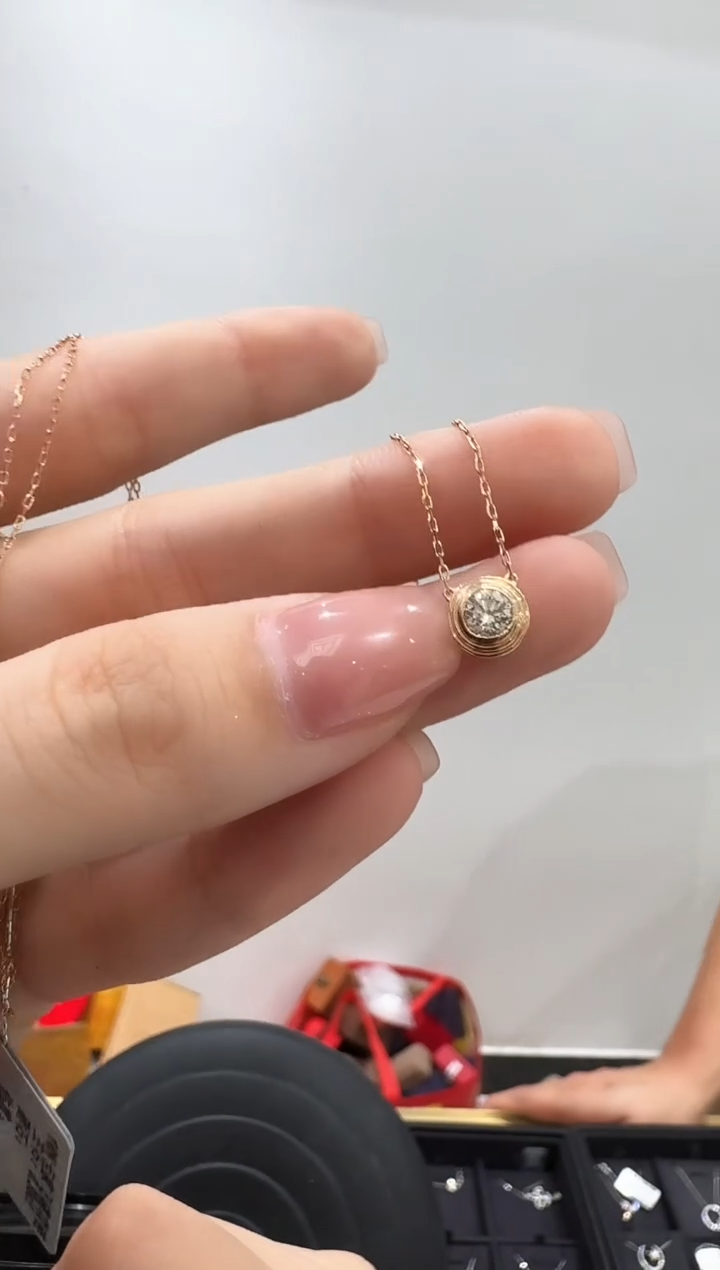 套链18K金镶嵌钻石飞碟套链BG