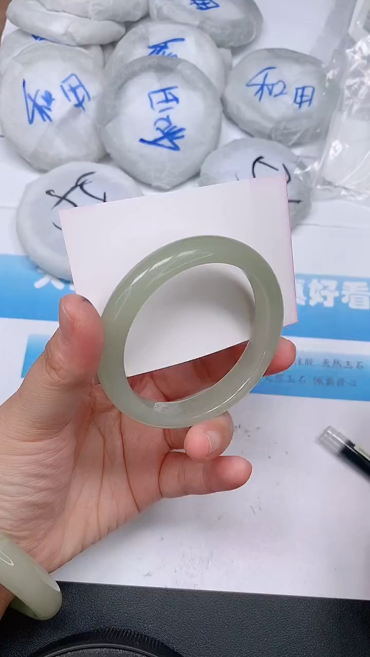 未镶嵌手镯石英质玉27/56-57