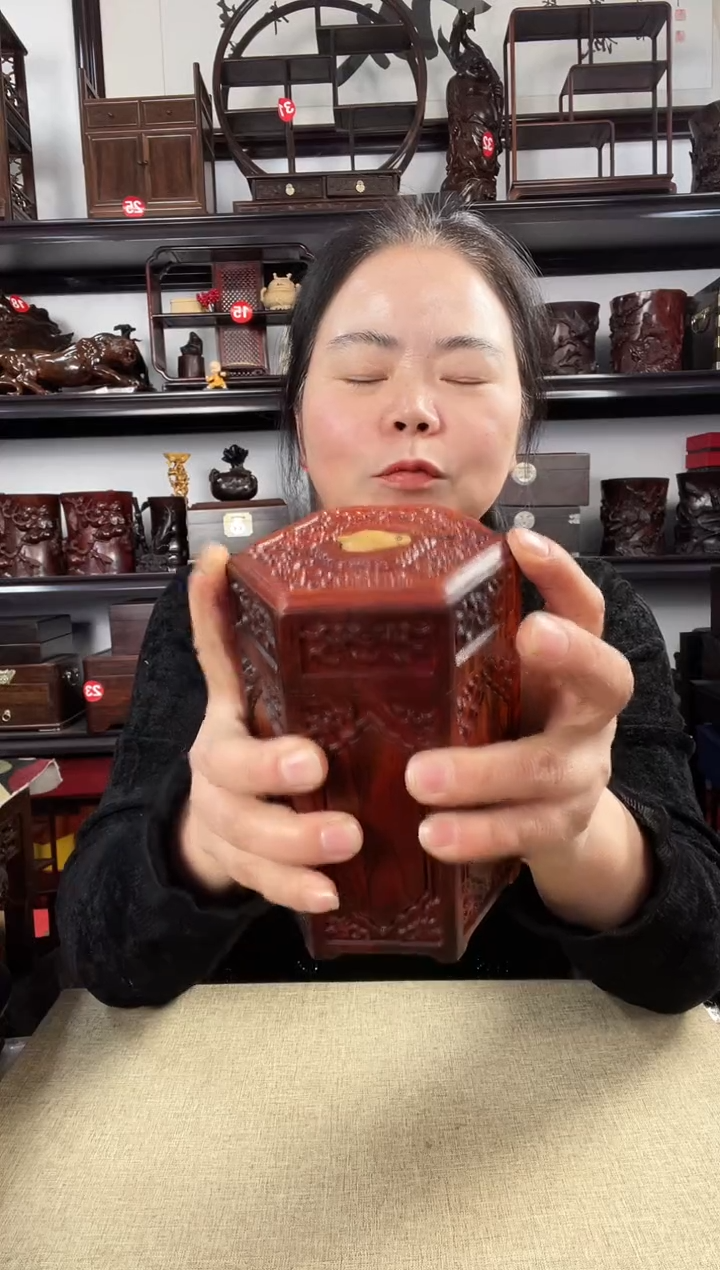 木634老李红木工艺品