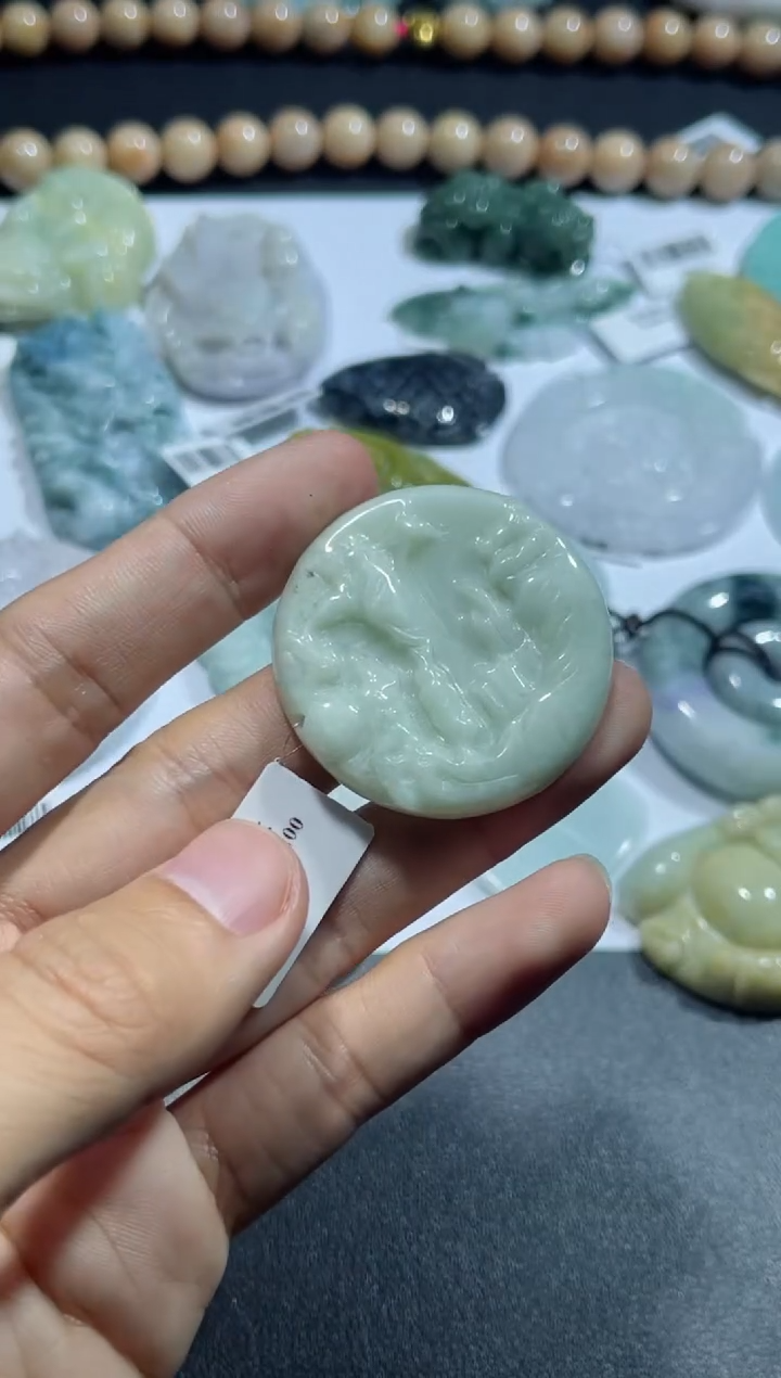 【闪购商品】翡翠颈饰未镶嵌00013718