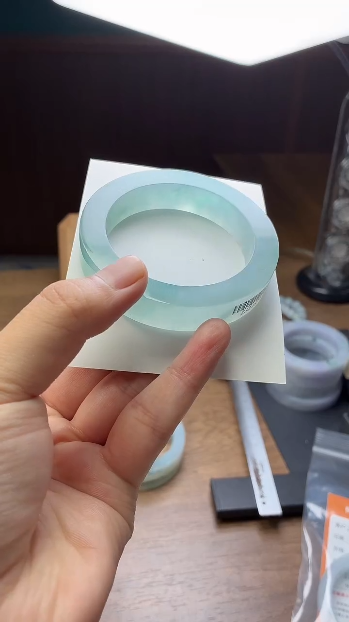 未镶嵌手镯定制翡翠满**河定制