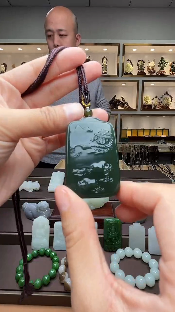 【闪购商品】和田玉颈饰未镶嵌苏