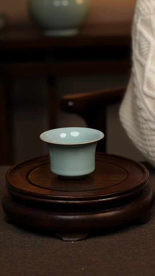 瓷片天青色全手工马蹄杯80ml一级礼盒包装