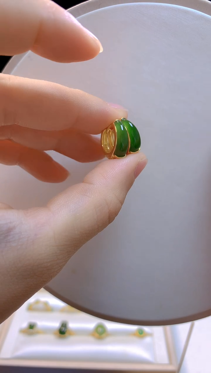 银S925镶嵌和田玉耳环碧玉耳环