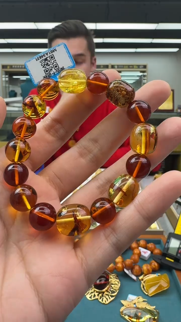 【闪购商品】琥珀手串未镶嵌154秒拍号