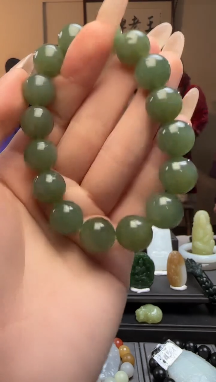 【闪购商品】和田玉圆珠未镶嵌手串