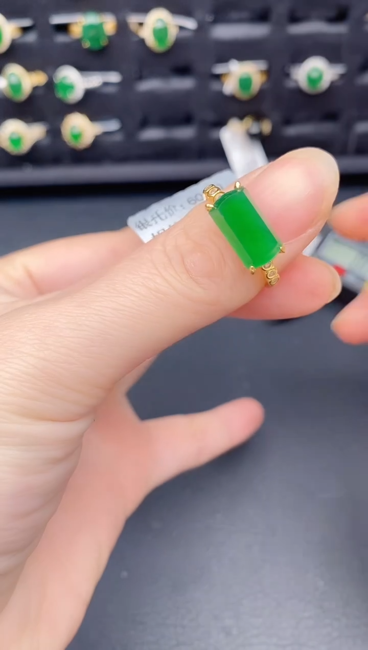 银S925镶嵌戒指翡翠天然a货翡翠151