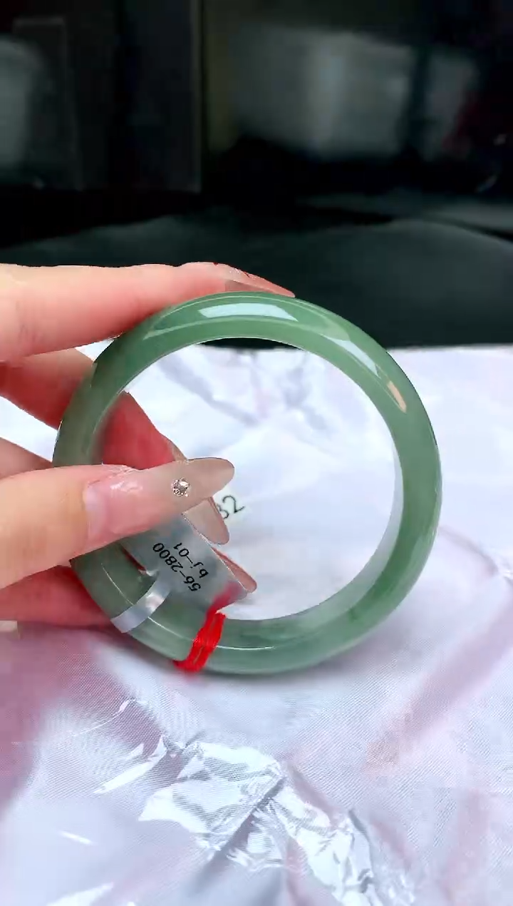 【闪购商品】翡翠手镯未镶嵌缅甸天然A货翡翠