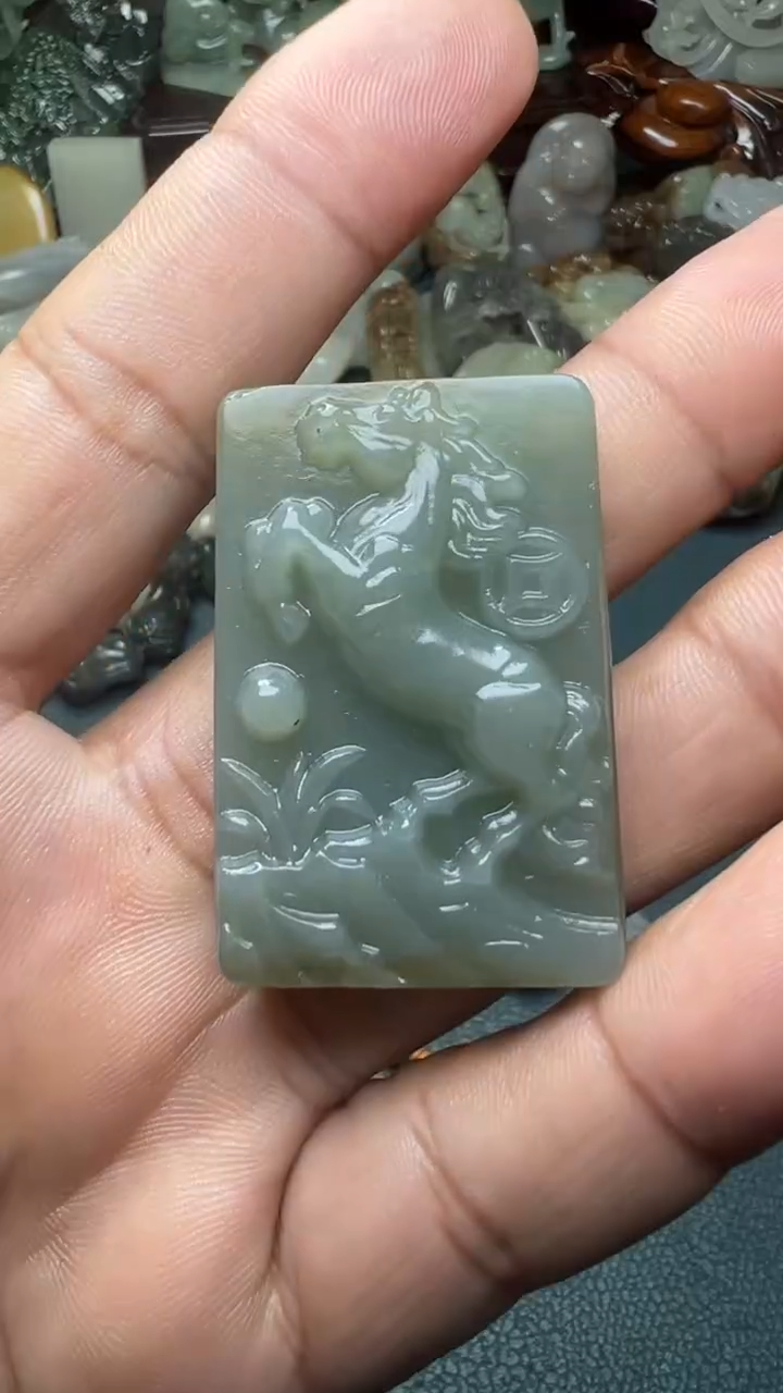 未镶嵌和田玉挂件-