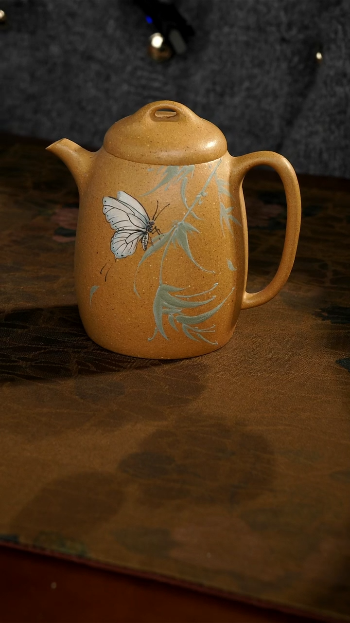 茶壶紫砂黄金段花花蝴蝶壶