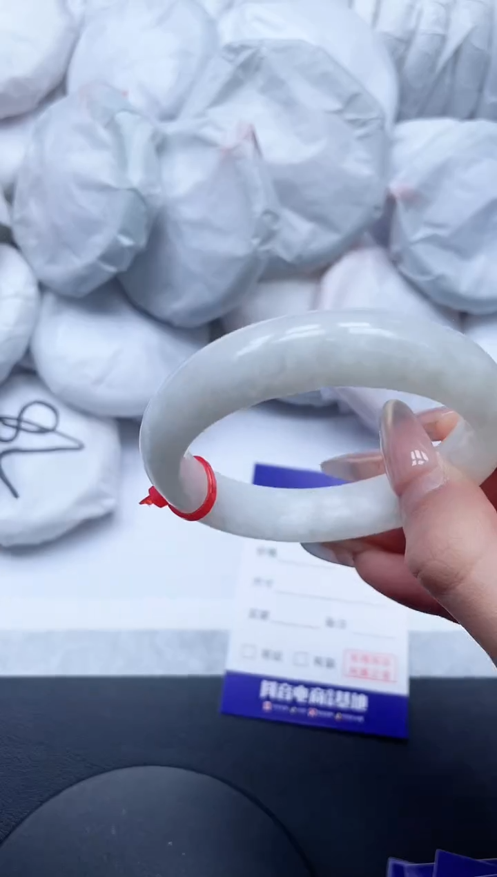 【闪购商品】和田玉手镯未镶嵌19L336-55