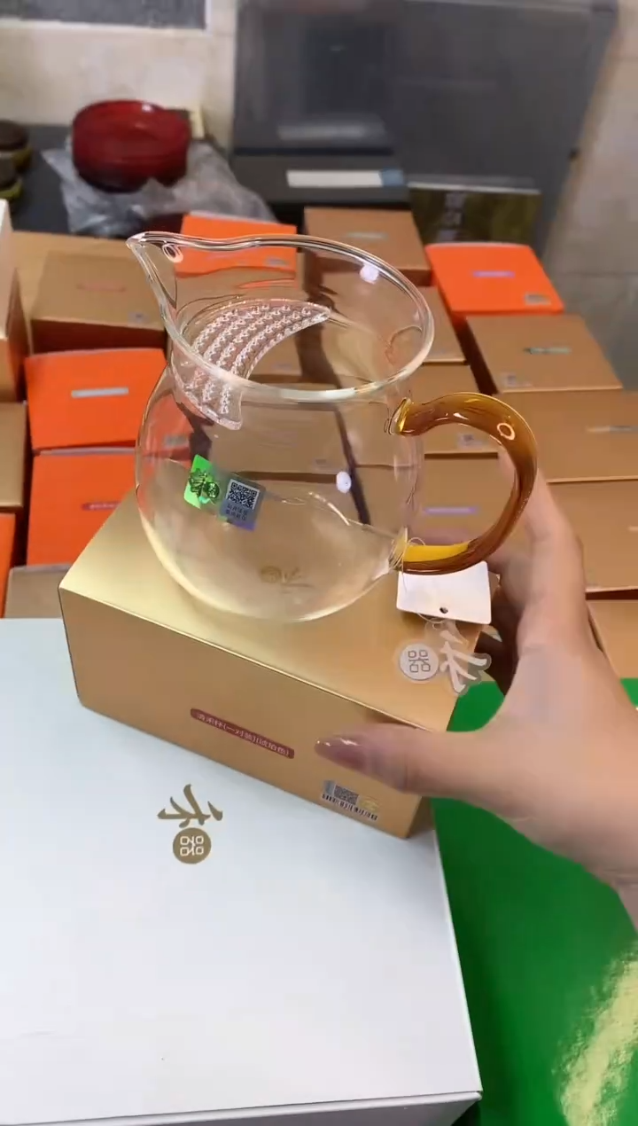 观禄琥珀+清禾杯琥珀