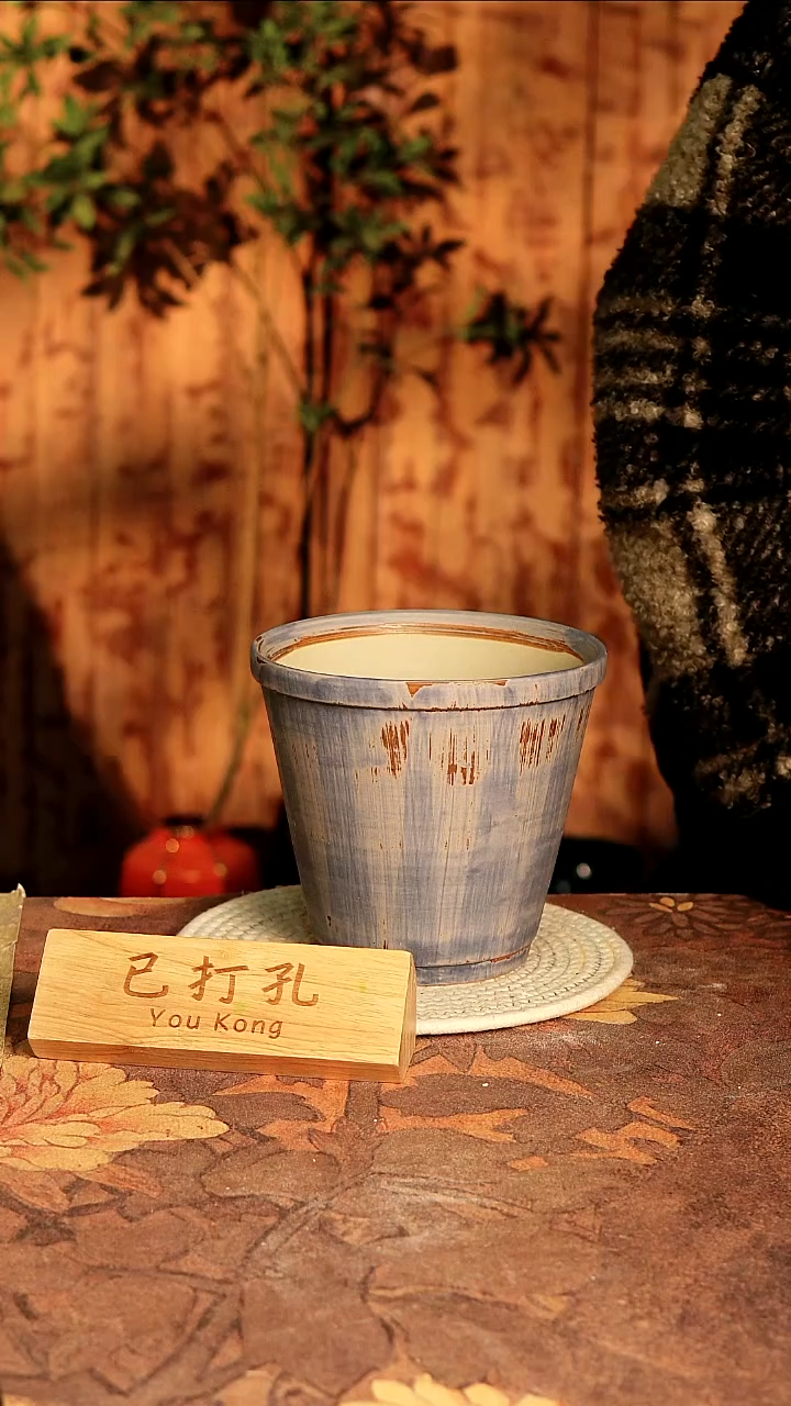 陶瓷1-111高16口17误差2已打孔