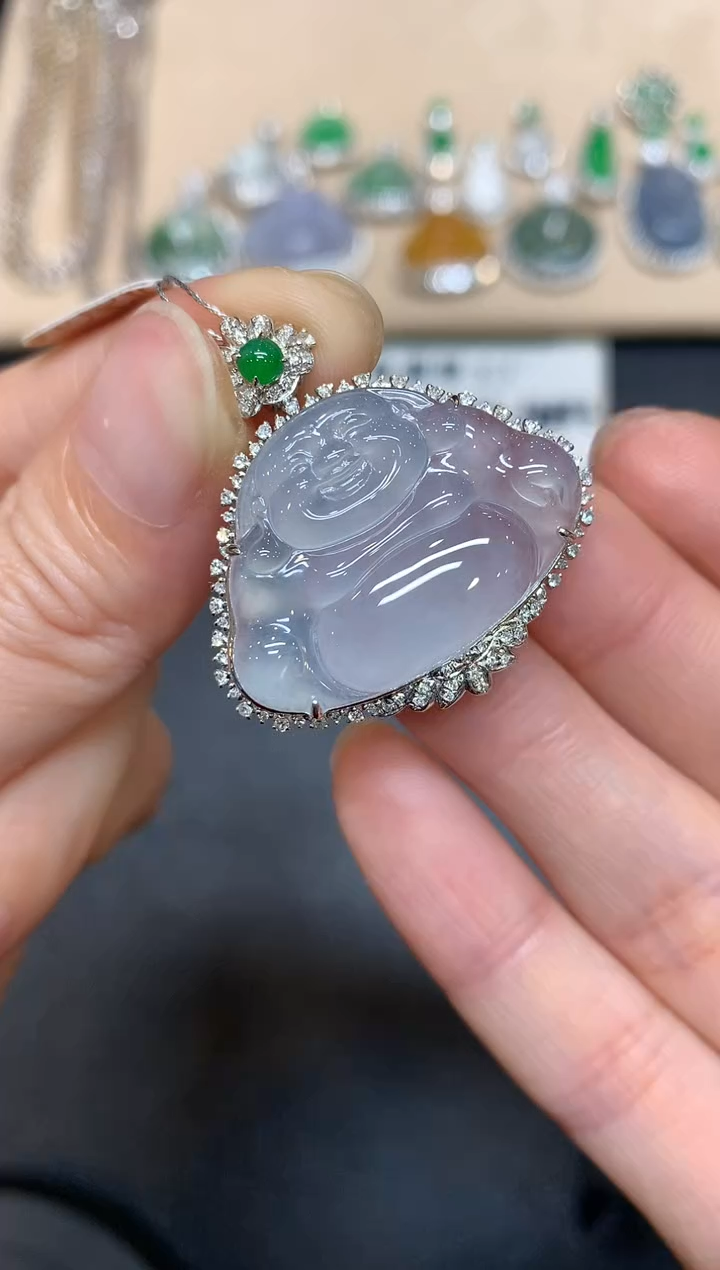 【闪购商品】翡翠颈饰18K金镶嵌佛公【无服务费