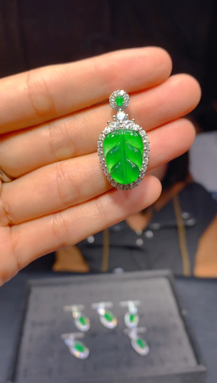 【闪购商品】定制翡翠未镶嵌62多样性发货（发其一）