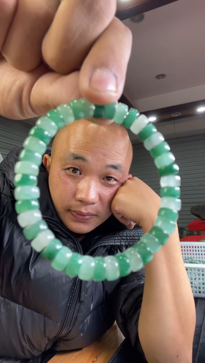 【闪购商品】石英质玉手链未镶嵌手串