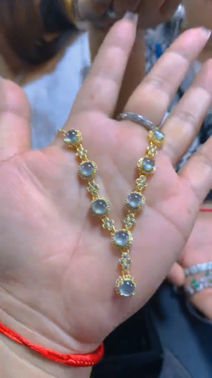 【闪购商品】翡翠吊坠(赠链)未镶嵌0128882226多样性发其一