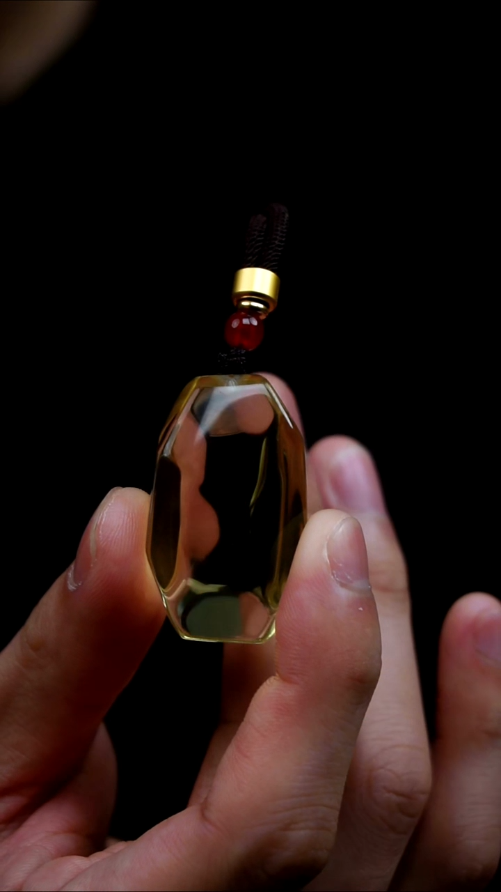 吊坠(赠链)未镶嵌水晶水晶