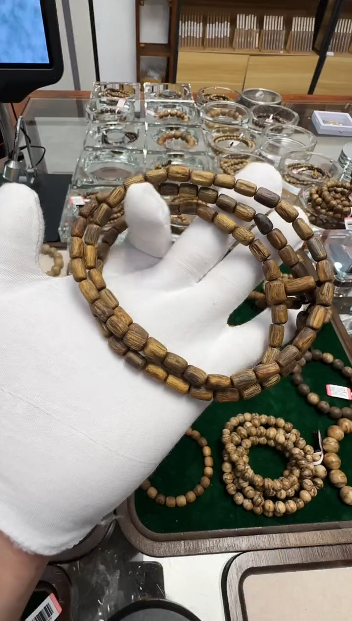 【闪购商品】沉香沉香香囊绿棋随型珠多圈14克多样性发一沉香