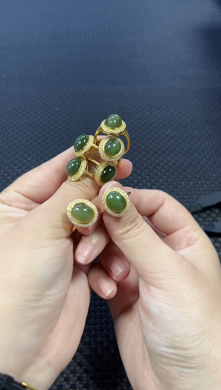 银S925镶嵌戒指和田玉（多样性发一件）150