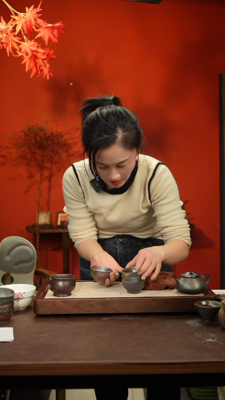 【闪购商品】紫砂茶壶柴烧客杯4只一套22号