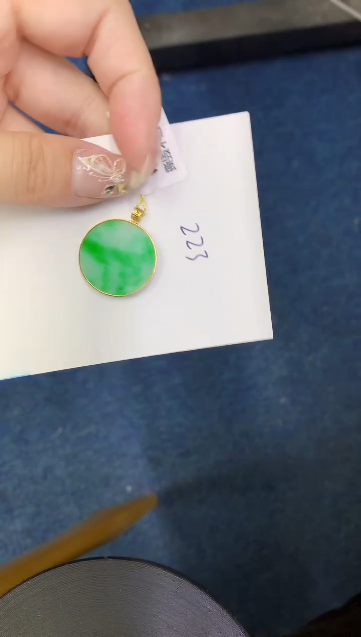 【闪购商品】翡翠颈饰18K金镶嵌00000000000
