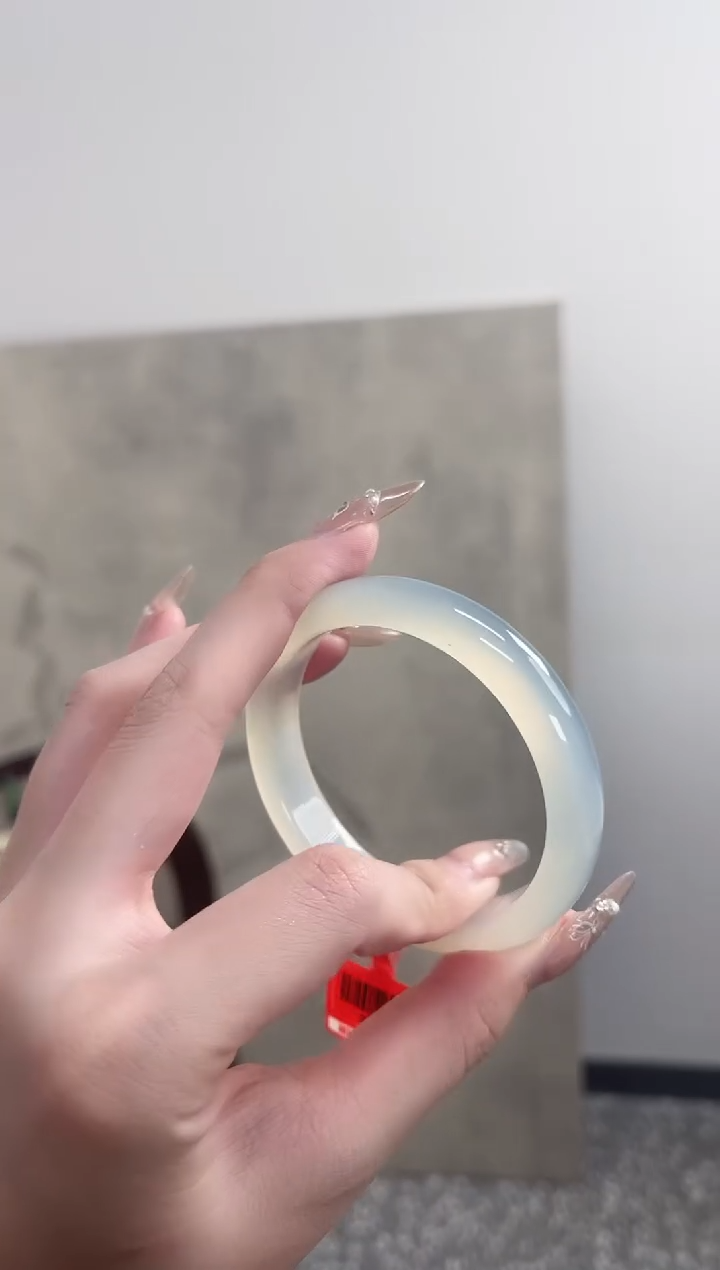 【闪购商品】玛瑙/玉髓手镯未镶嵌56圈 需要包容